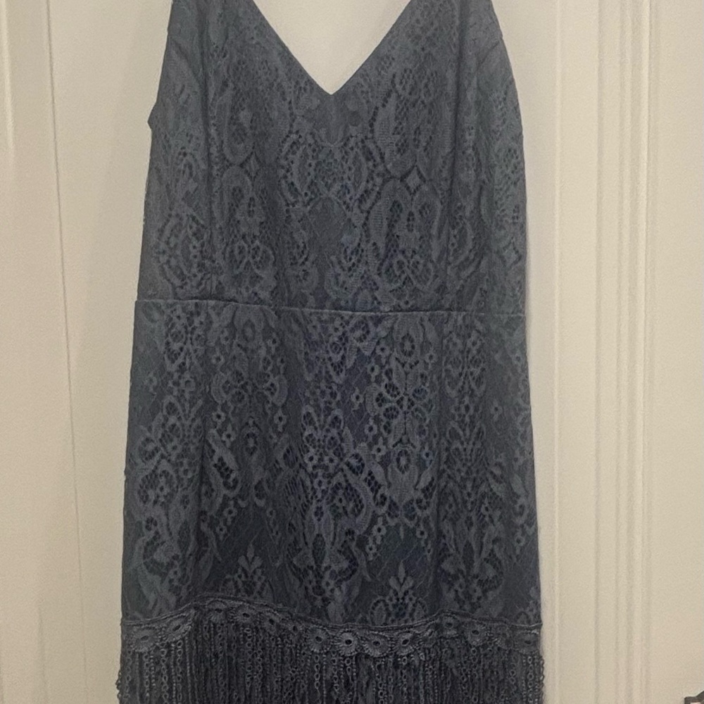 Elegant Lace Fringe Dress in Blue - Picture 3 of 14